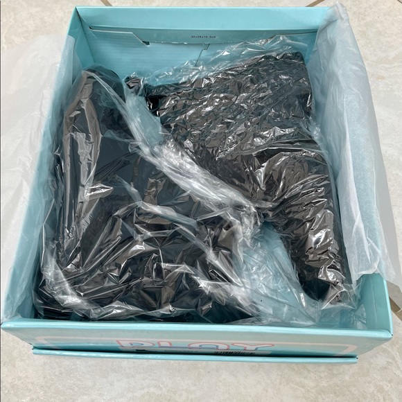 Jeffrey Campbell Brand new rain boots. Size: 10 - Picture 5 of 6